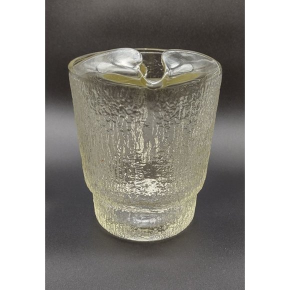 Indiana Glass Pitcher Crystal Ice Pattern 64 Ounces  7.5 Inches - Picture 5 of 8